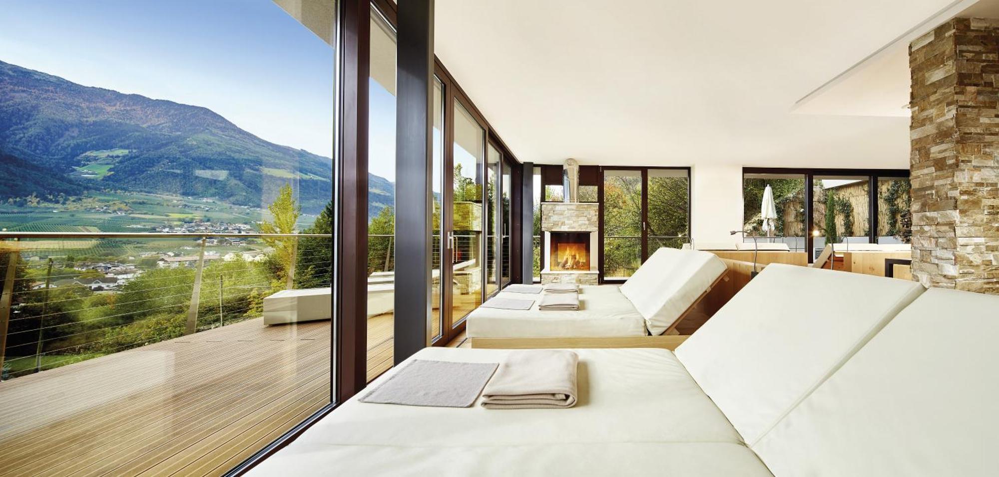 Preidlhof Luxury Dolce Vita Resort Naturns Exterior photo