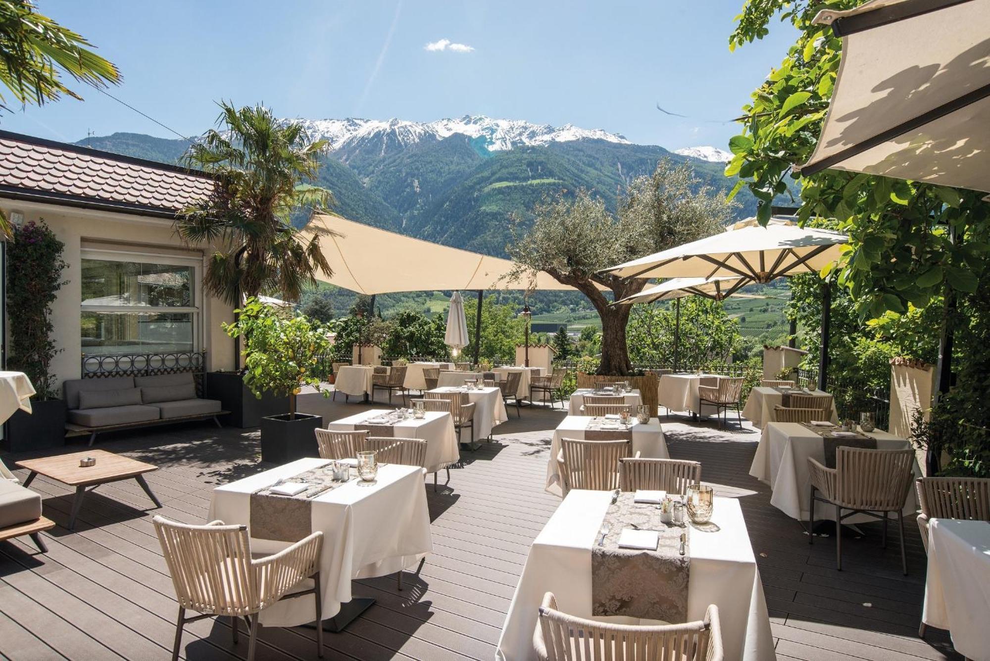 Preidlhof Luxury Dolce Vita Resort Naturns Exterior photo